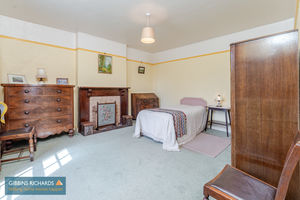 Bedroom- click for photo gallery